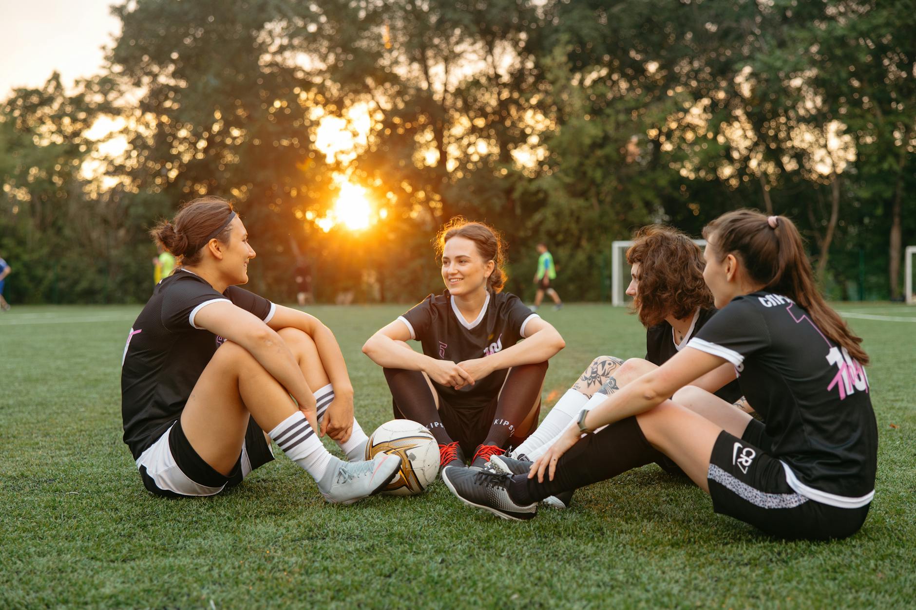 Cresce a atuação feminina no futebol mundial